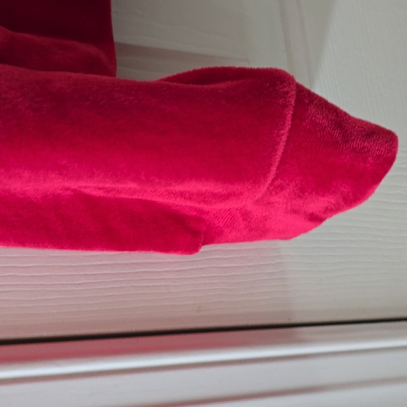 JUICY COUTURE WOMEN'S JUNIOR FUSCIA LONG SLEEVE VELVETEEN PULLOVER CREWNECK SMAL - Picture 6 of 16